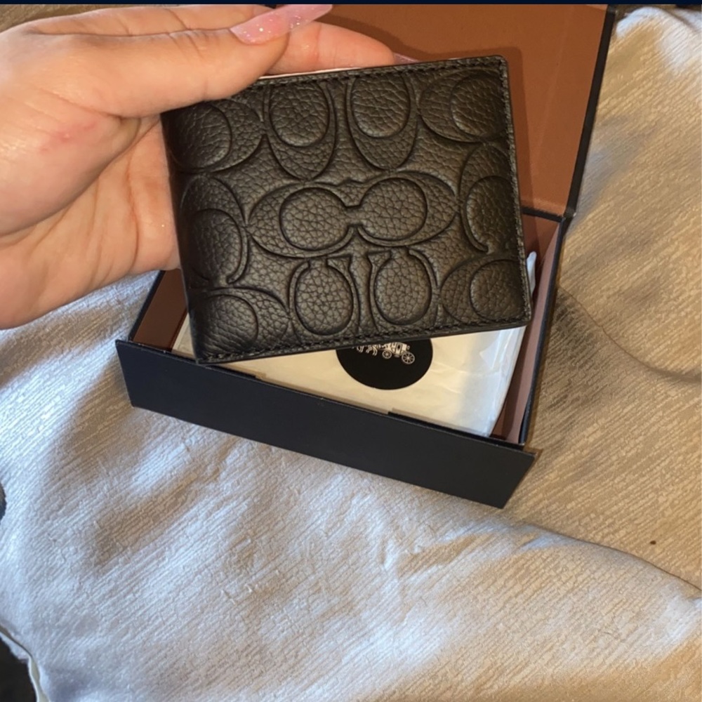 Men’s coach wallet